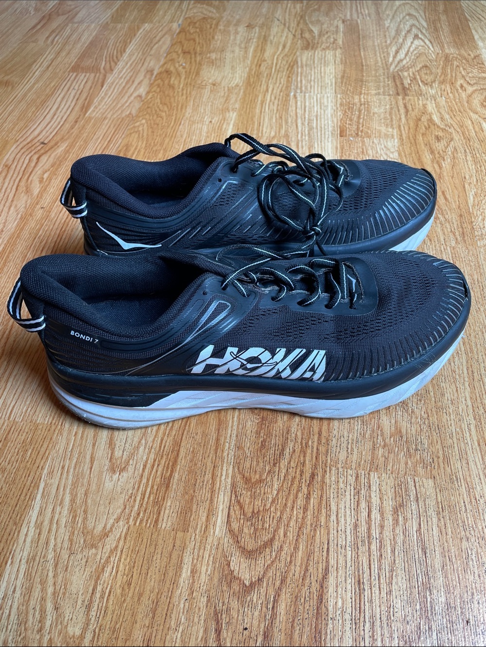 Hoka Men's Bondi 7